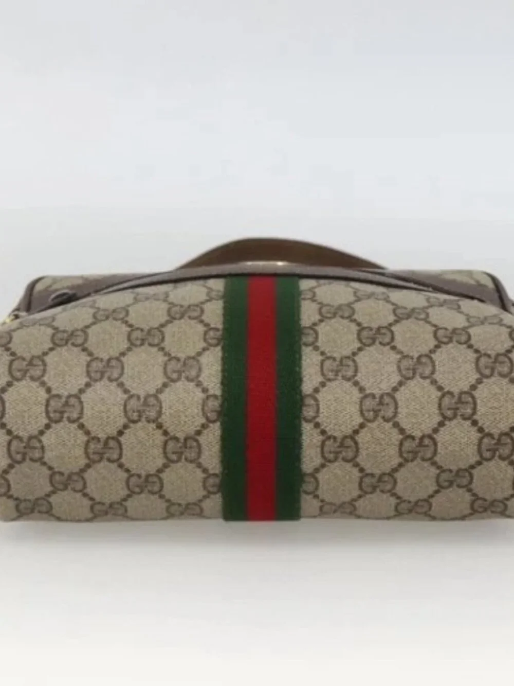 Gucci brand	gucci color	beige